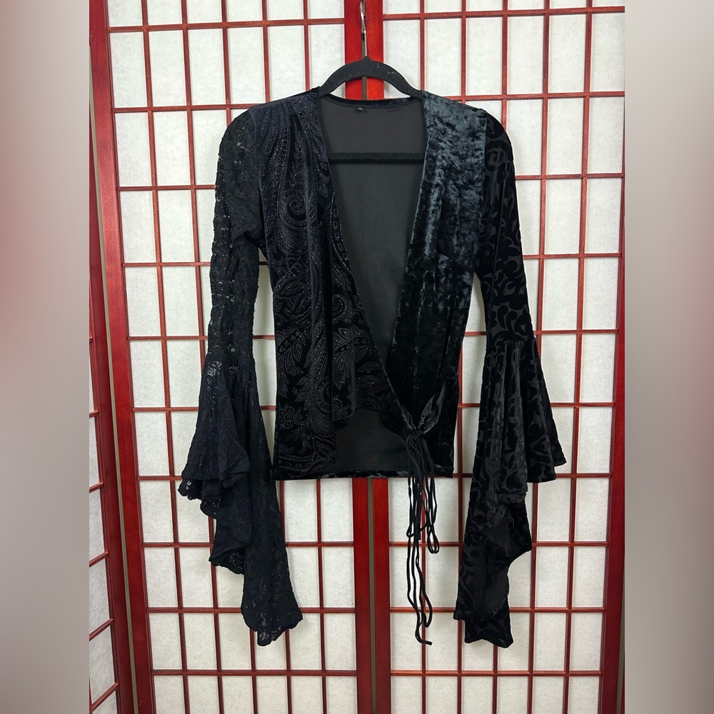 Vintage Black Whimsigoth Bell Flare Sleeve Velvet Lace Gothic Wrap Top